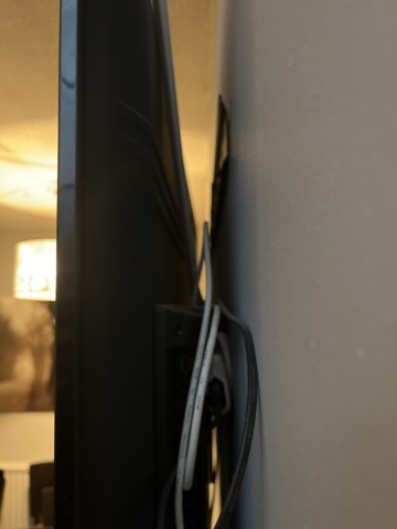 1154273-3 TV about 55" with wall mount - TCL
