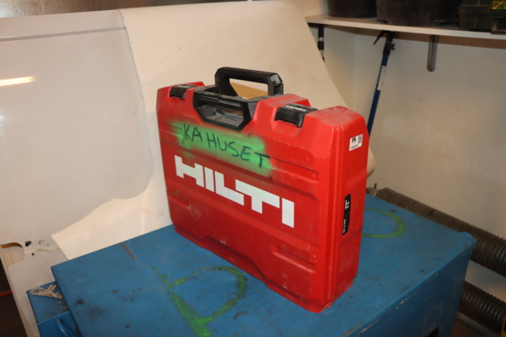 1140310-7 2 Hilti NPR 19-A press tools