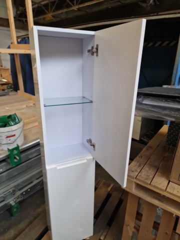 1176886-2 Mattvit högskåp 160 cm demoex