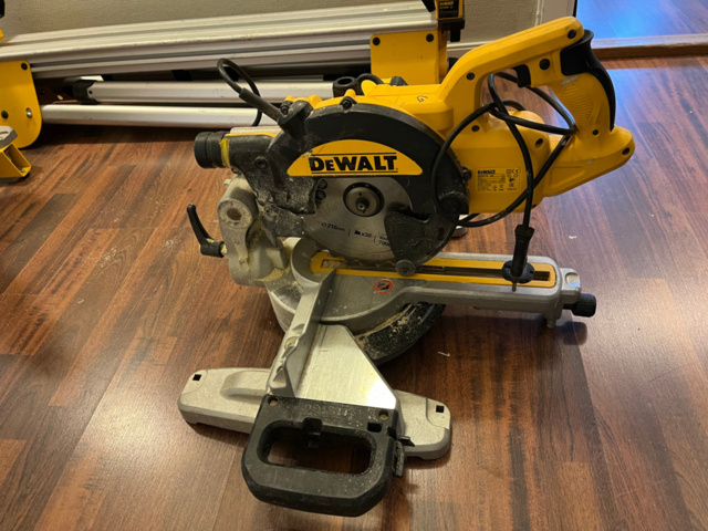 1149100-8 Samling med elmaskiner - DeWalt/Flex