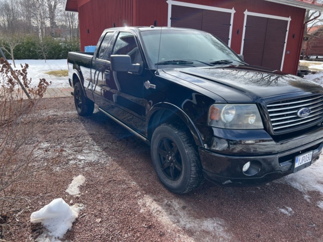 1121672-6 Ford F-150 SuperCab Harley-Davidson Edition