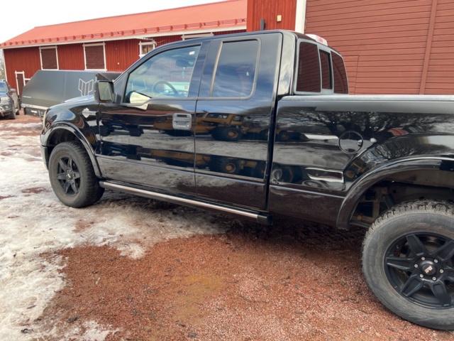 1121672-14 Ford F-150 SuperCab Harley-Davidson Edition