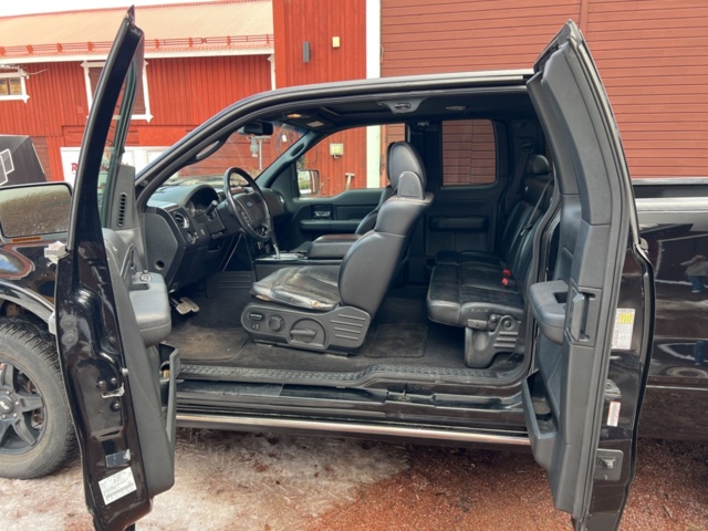 1121672-15 Ford F-150 SuperCab Harley-Davidson Edition