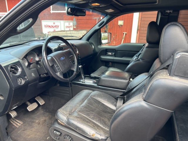 1121672-16 Ford F-150 SuperCab Harley-Davidson Edition