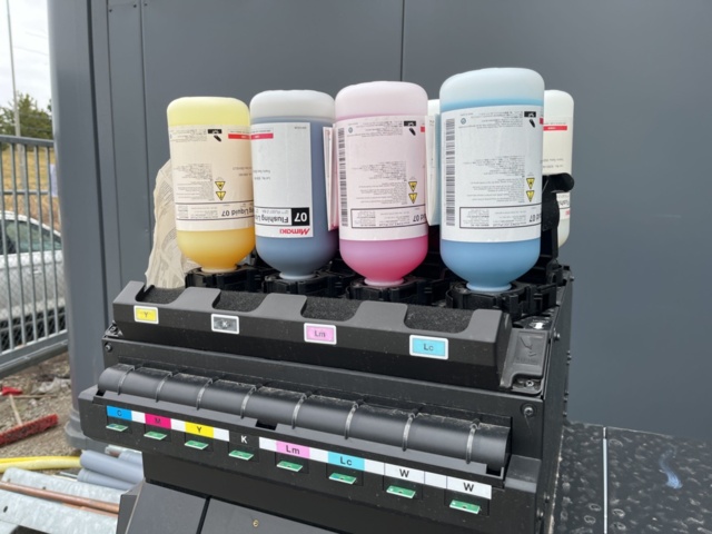 1146767-7 Large format printer Mimaki UCJV300-160