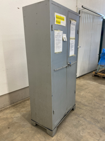 1171086-9 Verkstadsskåp