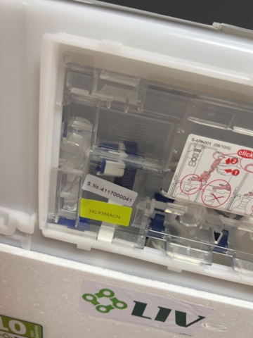 1170472-4 Demo toilet with various buttons - Liv