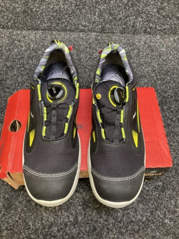 1179028-2 Safety shoe Sievi Racer Free Roller S1P p.46