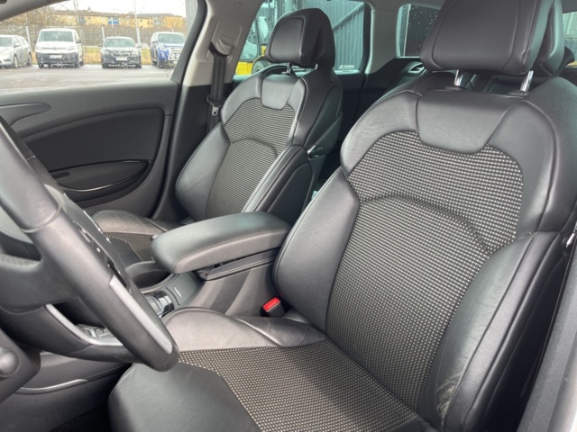 1154211-24 Citroën C5 Tourer 2.2 HDi Automatic, 204hp, 2014