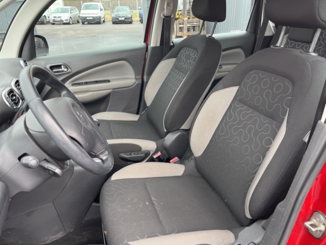 1154209-21 Citroën C3 Picasso 1.6 HDi - 2012