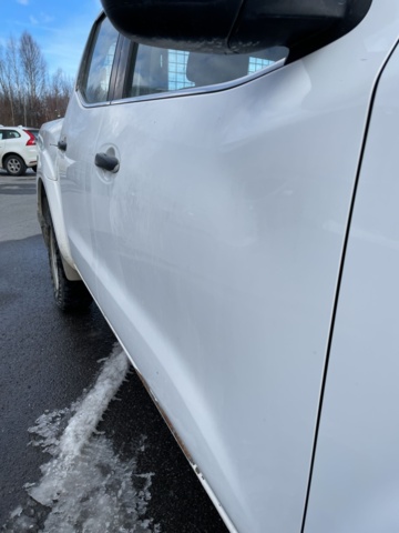 1182683-50 Nissan Navara Dubbelhytt 2.3 dCi 4WD Manuell, 163hk, 2019. Repobjekt.