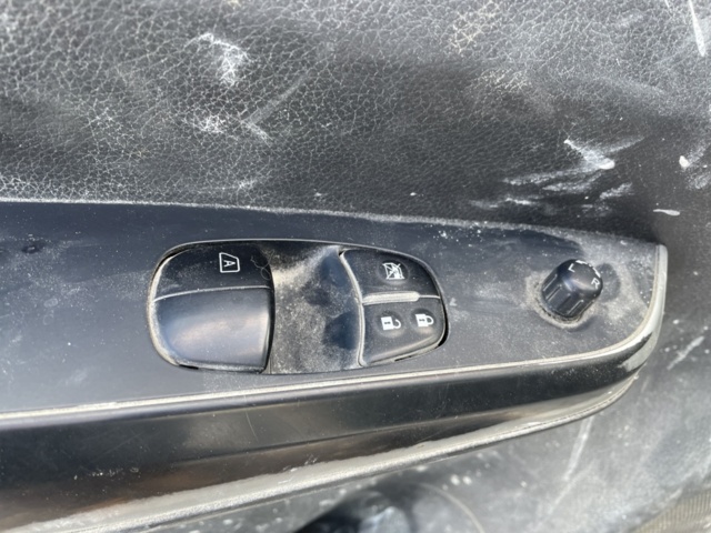 1182683-87 Nissan Navara Dubbelhytt 2.3 dCi 4WD Manuell, 163hk, 2019. Repobjekt.