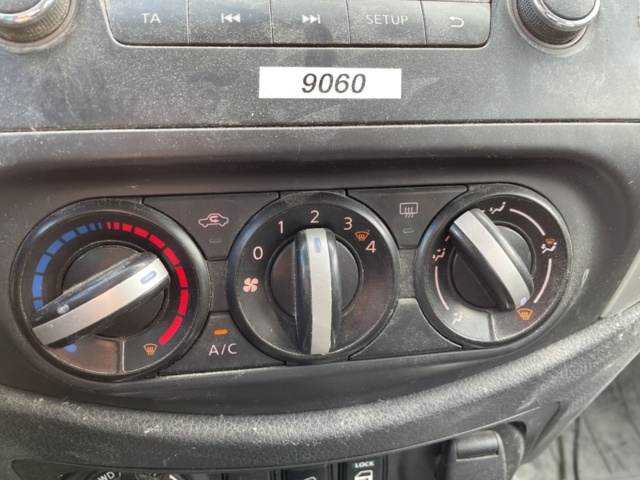 1182683-99 Nissan Navara Dubbelhytt 2.3 dCi 4WD Manuell, 163hk, 2019. Repobjekt.