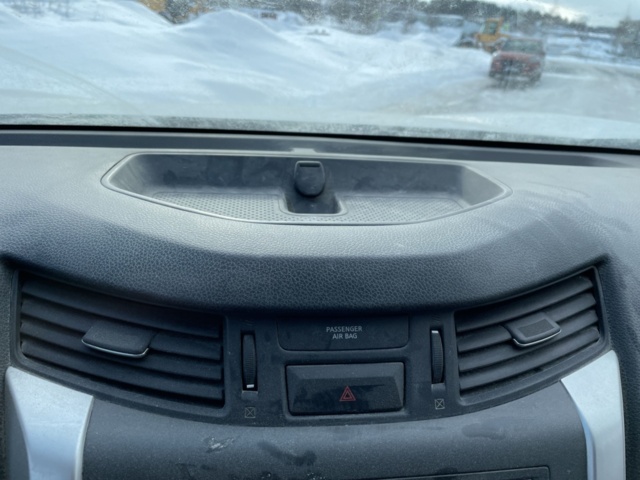 1182683-101 Nissan Navara Dubbelhytt 2.3 dCi 4WD Manuell, 163hk, 2019. Repobjekt.