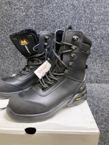 1179065-2 Protective boot Monitor Icebreaker Arctic S3 zip p.40