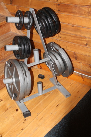 1174653-2 Bench press station with weights