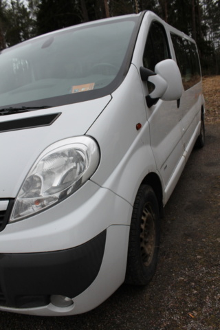 1182090-21 Opel Vivaro Combi 2.9t 2.0 CDTI Manual, 114hp, 2013