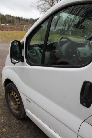 1182090-23 Opel Vivaro Combi 2.9t 2.0 CDTI Manual, 114hp, 2013