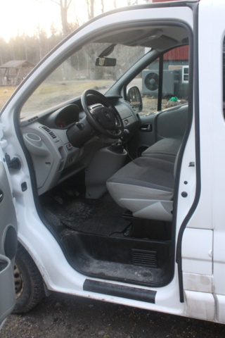 1182090-26 Opel Vivaro Combi 2.9t 2.0 CDTI Manual, 114hp, 2013