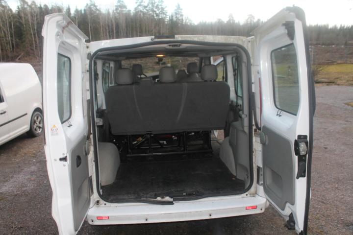 1182090-45 Opel Vivaro Combi 2.9t 2.0 CDTI Manual, 114hp, 2013