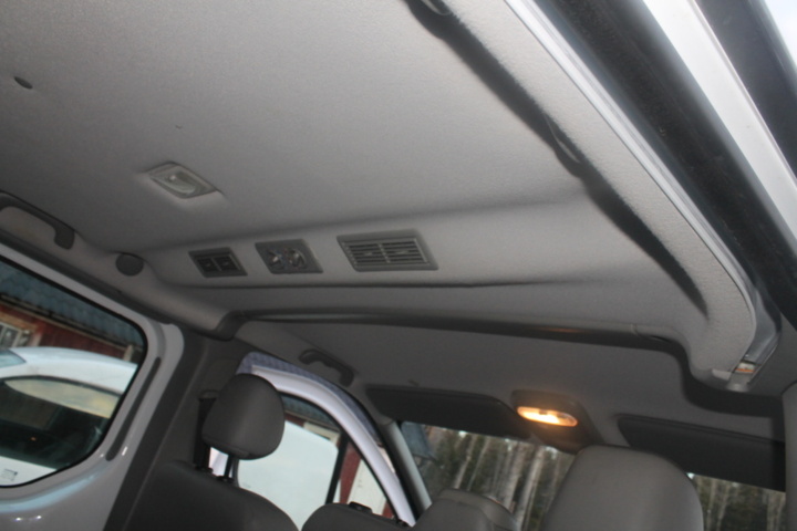 1182090-52 Opel Vivaro Combi 2.9t 2.0 CDTI Manual, 114hp, 2013