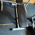 1174653-8 Bench press station with weights