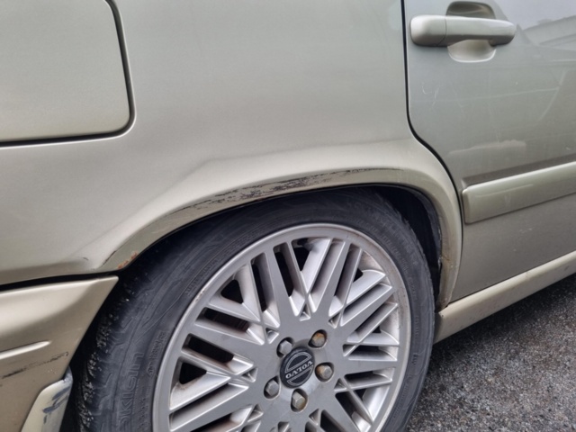 1081216-4 Volvo S70 2.5 T AWD Manual, 193hp, 1999