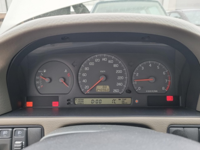 1081216-6 Volvo S70 2.5 T AWD Manual, 193hp, 1999