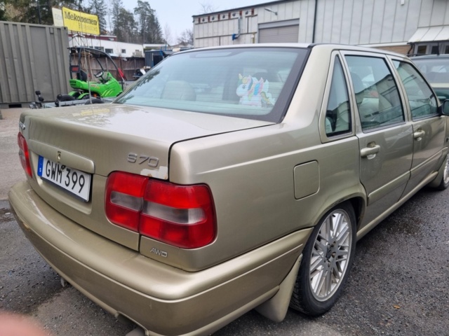 1081216-1 Volvo S70 2.5 T AWD Manual, 193hp, 1999