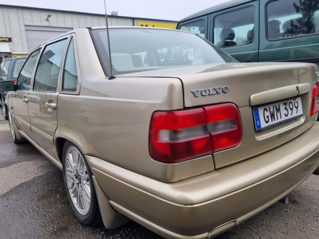 1081216-2 Volvo S70 2.5 T AWD Manual, 193hp, 1999