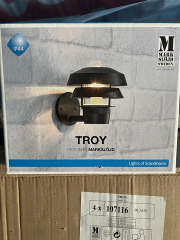 1184249-2 4 Markslöjd facade lamps Troy