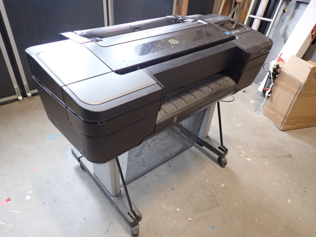 1031538-3 Large format printer HP DesignJet Z6 (New info)
