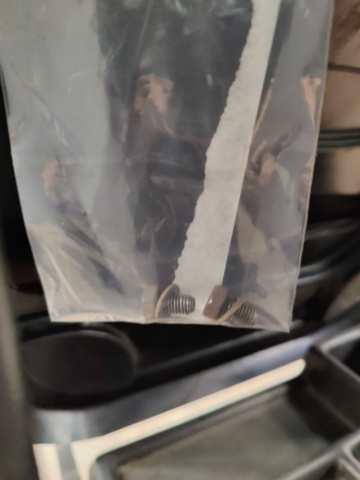 1183894-13 Tire balancing machine Giuliano S820