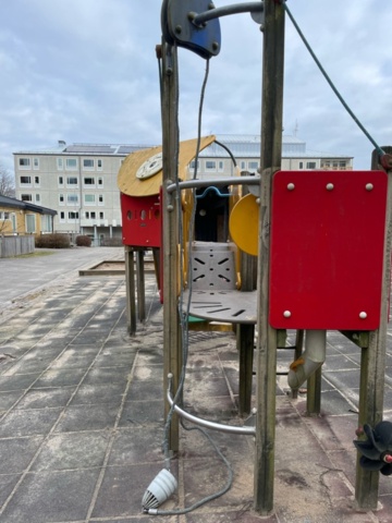 1182451-8 Play position Kompani Moments