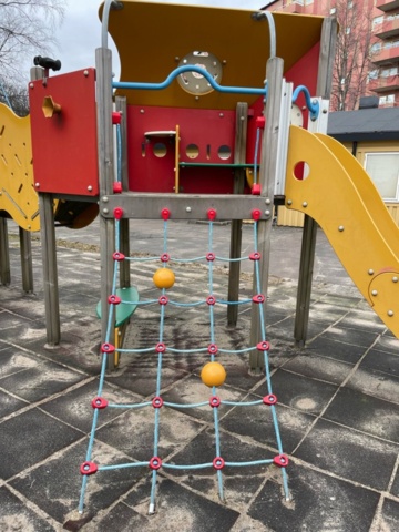 1182451-11 Play position Kompani Moments