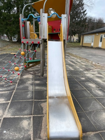 1182451-12 Play position Kompani Moments