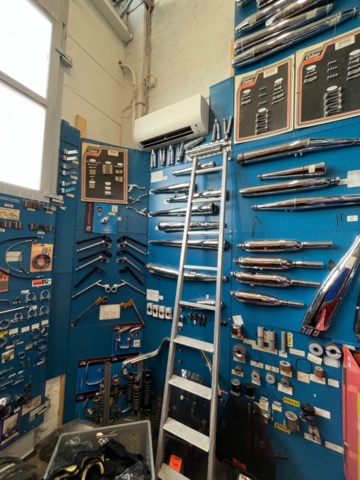 1078740-32 Liquidation MC parts &amp; MC accessories shop