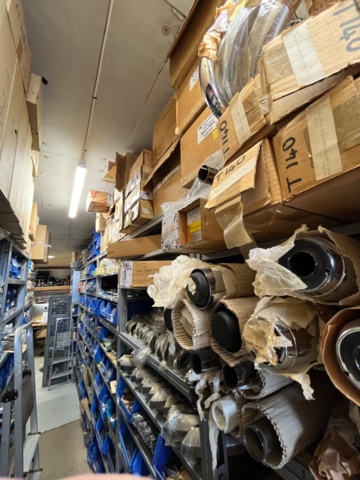 1078740-84 Liquidation MC parts &amp; MC accessories shop