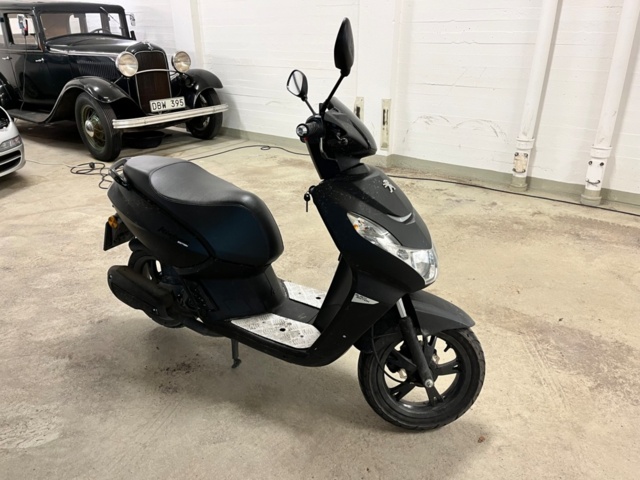 1185739-1 Peugeot Motocycles Kisbee 0.05 CVT, 4hp, 2022