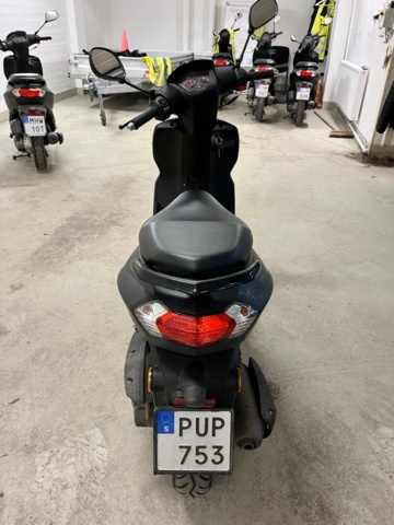 1185739-17 Peugeot Motocycles Kisbee 0.05 CVT, 4hp, 2022