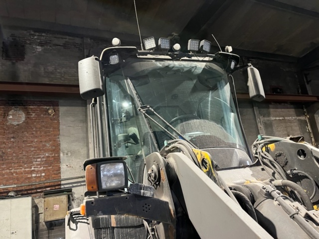 1184006-7 Wheel loader Volvo L70F - 2009