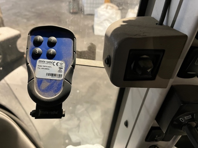 1184006-32 Wheel loader Volvo L70F - 2009