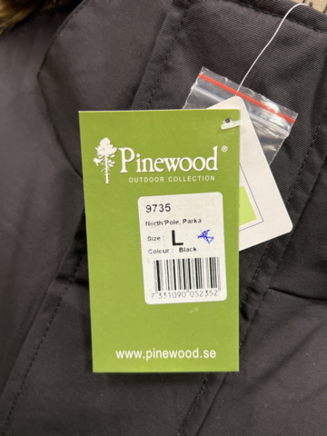 1186366-3 Winter jacket Pinewood 9735 Noth Pole, Size L