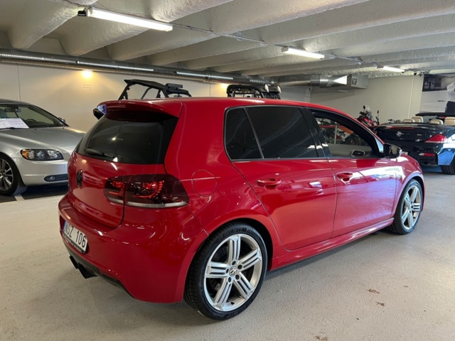 985384-4 Volkswagen Golf 5-dörrars R 2.0 TSI 4Motion DSG Sekventiell, 270hk, 2011