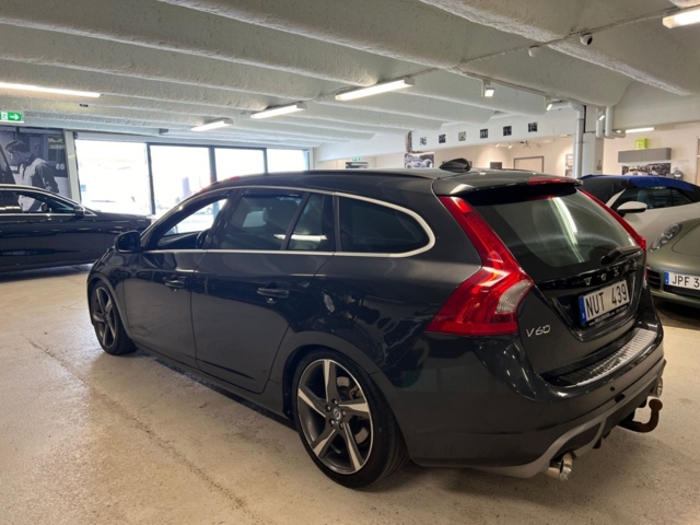 985385-3 Volvo V60 D4 Manual, 163hp, 2013