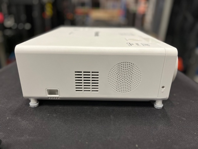 1184155-3 Projector Panasonic PT-LRZ35 3500ANSI