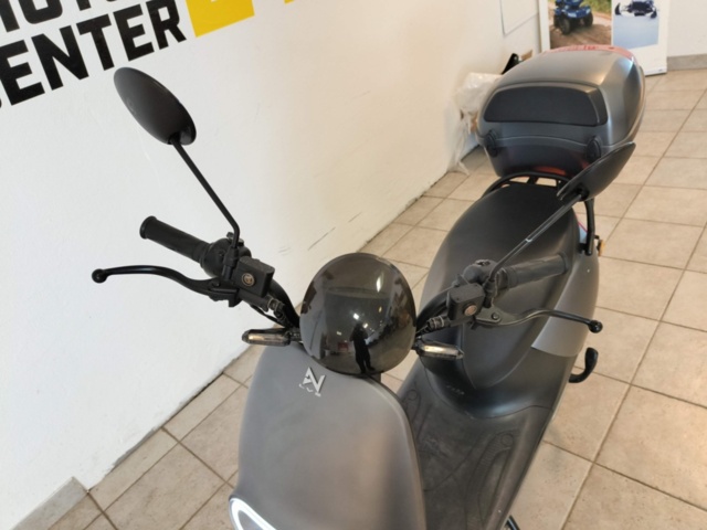 1129030-13 Electric moped Lvneng S3-W -2019