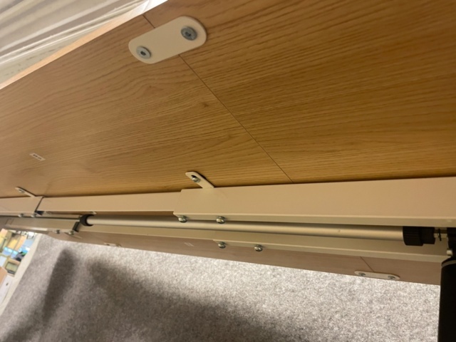 918788-4 Electric raise/lower desk (160x60cm)