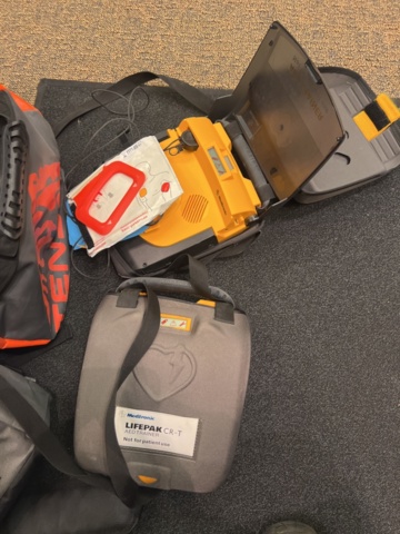 1154383-9 CPR Training Kit - Dummies, CPR Trainer and more