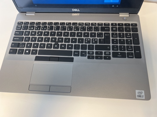 1052007-2 Laptop Dell Precision 3550